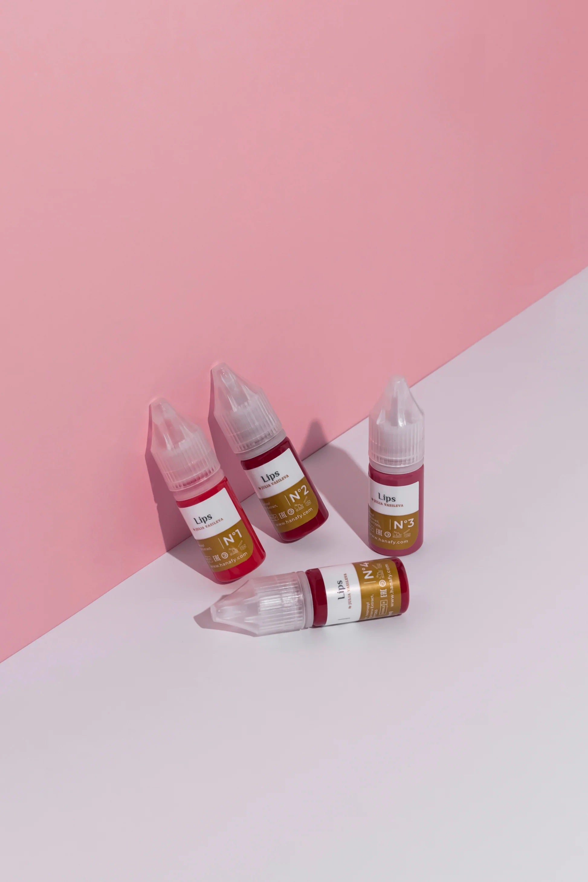 HANAFY LABIOS JULIA VASILEVA